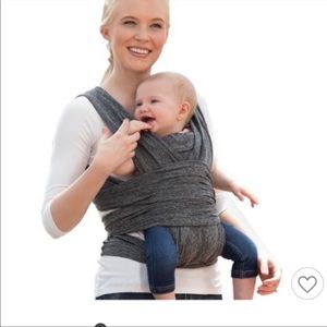 Boppy Comfy Fit Carrier. Like New . Great Condition baby carrier wrap